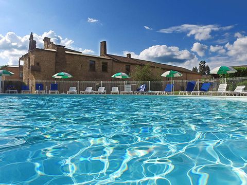 VVF Villages - Le Château sur La Vienne - Nedde - Camping Haute-Vienne - Image N°0